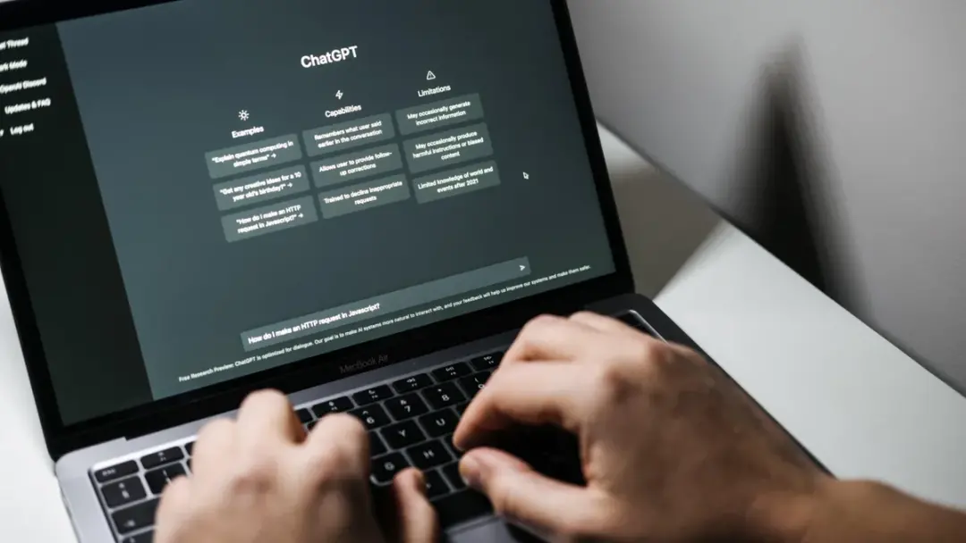 “ChatGPT焦虑症”在蔓延 在工作里找到新的价值感 “ChatGPT焦虑症”在蔓延 在工作里找到新的价值感