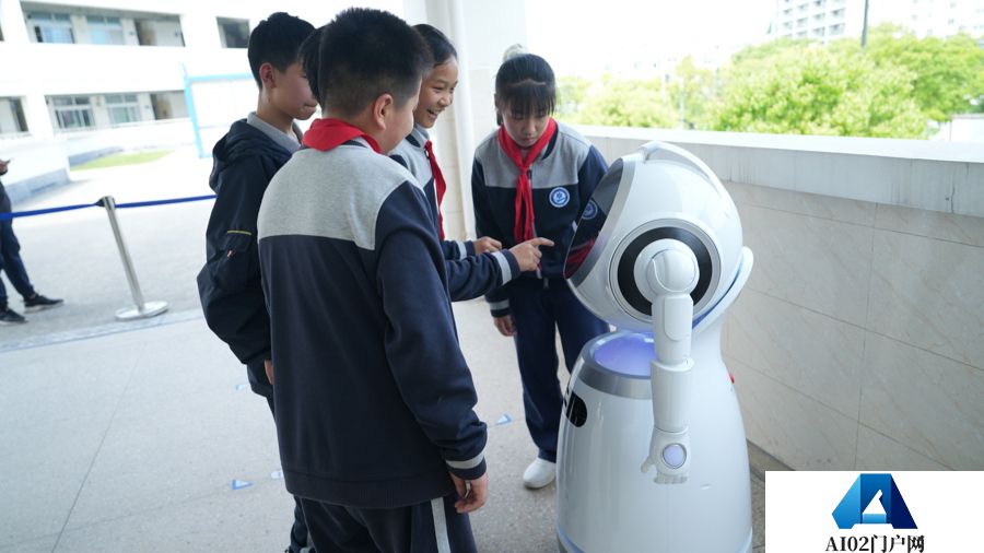 人工智能课程进课表，校园打造智能学习空间，这些学校让AI全面赋能学生成长