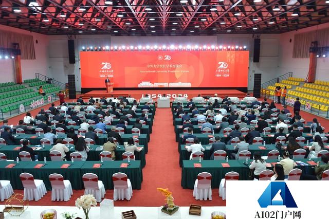 AI时代，教师是否到了要退出历史舞台的时刻？70岁的TA回答……