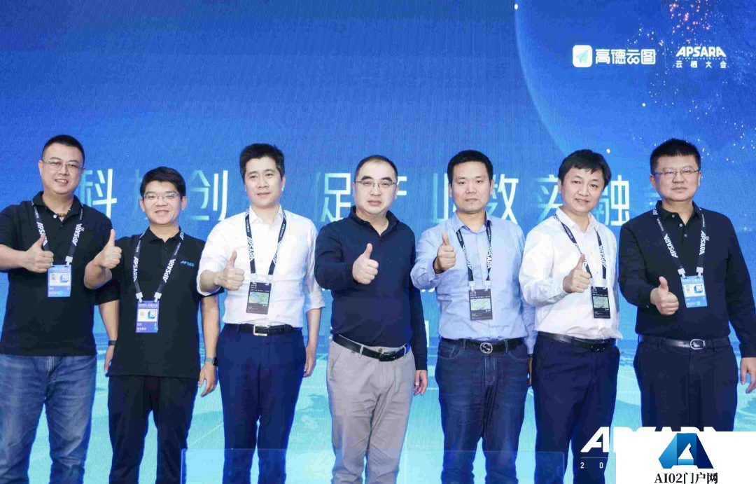 首个基于“时空信息”的产业“融合大模型”，助力360行，行行链接AIGC！