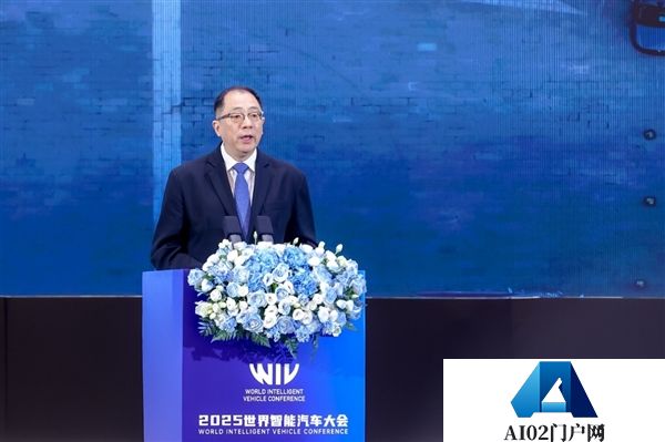 高通孟樸：强大的终端侧AI能力是AI赋能汽车的关键