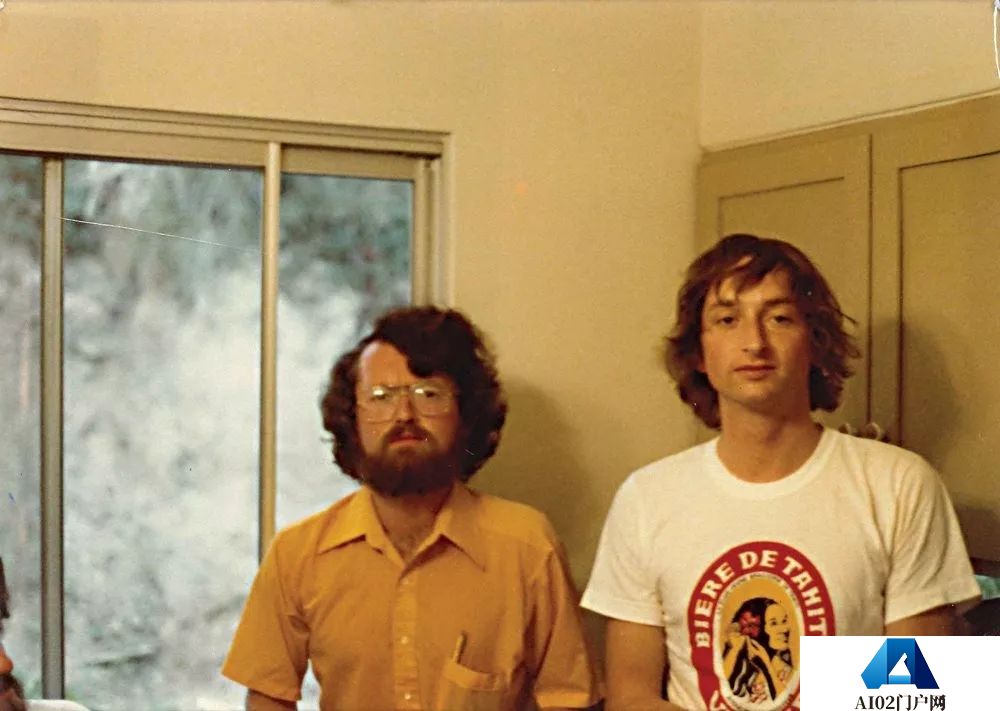 Hinton：人类就是机器，绝妙的机器