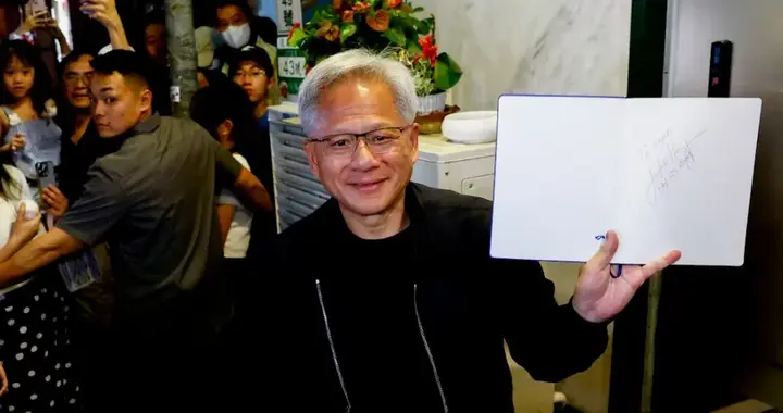 H20之后，英伟达全新特供版GPU曝光！单GPU售价低至6500美元