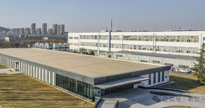 120天复制马斯克速度！119块乐高搭出算力工厂破Scaling Law算力差