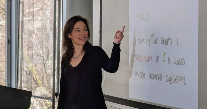 数学家推翻39年经典数学猜想！AI证明卡在99.99%，人类最终证伪