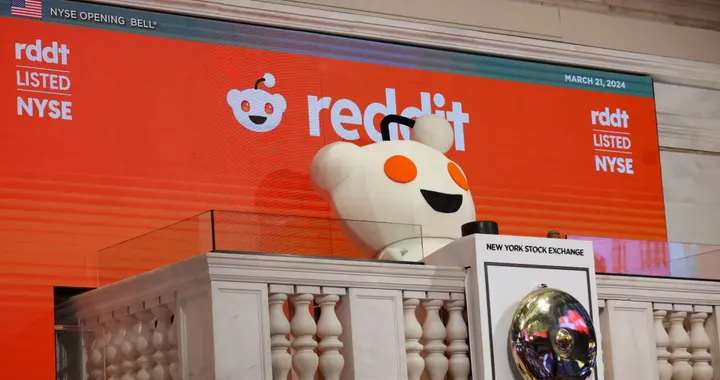 Reddit IPO首日大涨48%，社交媒体卖用户数据第一股，Altman投资